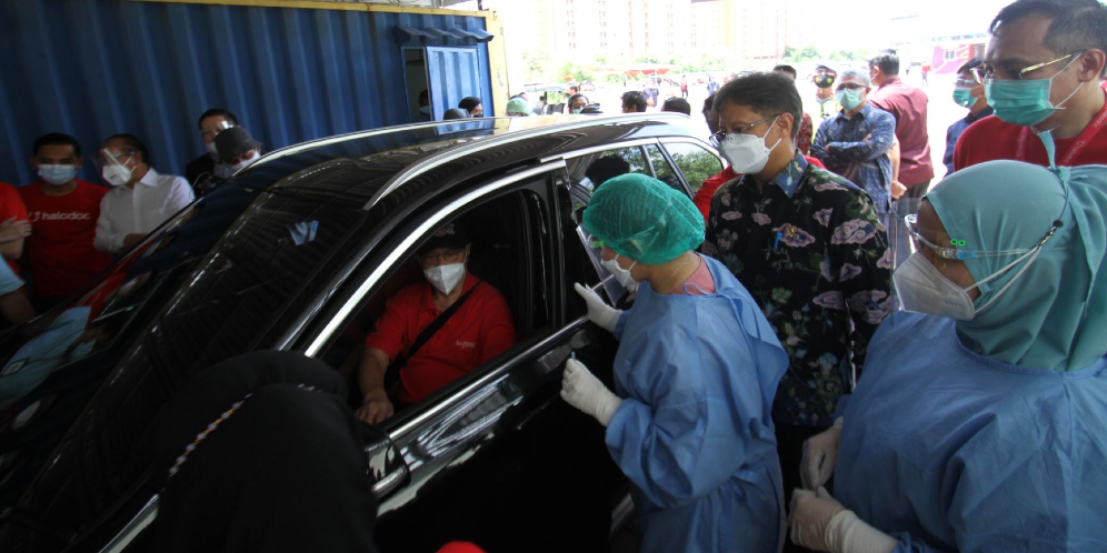 Pos Pelayanan Vaksinasi Covid-19 Drive Thru Hadir di Jakarta