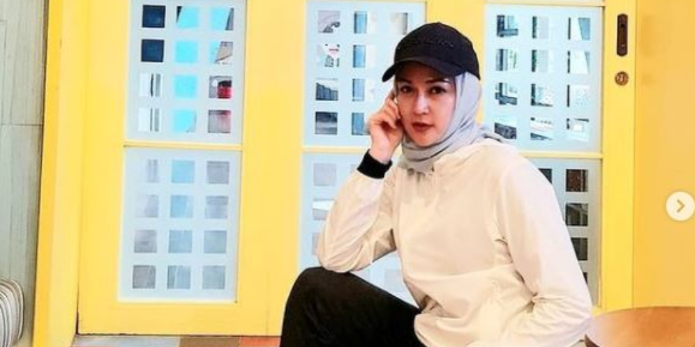 Dua Kali Gagal Menikah, Dina Lorenza Masih Ingin Menikah