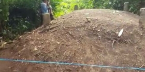 Merinding! Tanah Kuburan di Padang Pariaman Mendadak Meninggi