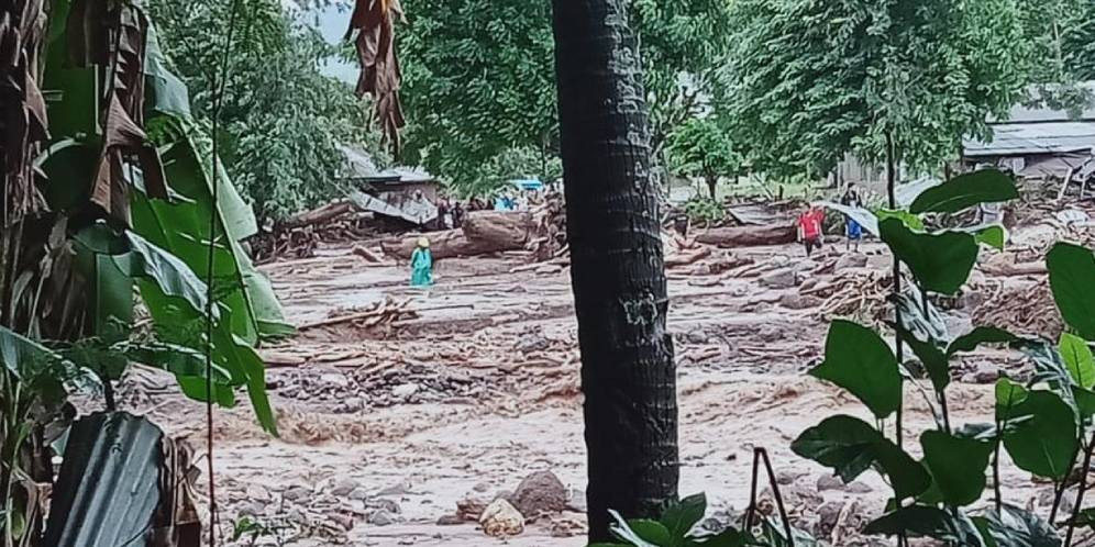 Korban Meninggal Dunia Akibat Banjir Bandang Flores Timur Jadi 128 Orang