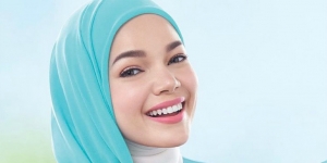 Dewi Sandra Ajak Ngobrol Heart to Heart Saat Ramadan