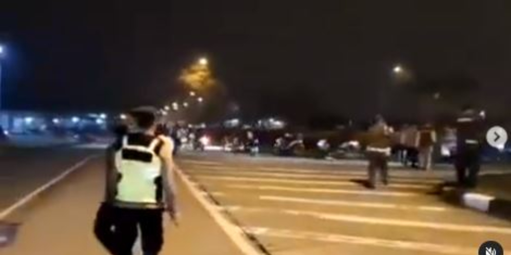 Viral Video Pos Penyekatan `Dijebol` Pemudik, Pemotor Lolos Melenggang