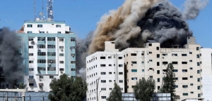 Israel Bom Kantor Aljazeera dan Media Asing di Gaza, Klaim Serang Markas Hamas