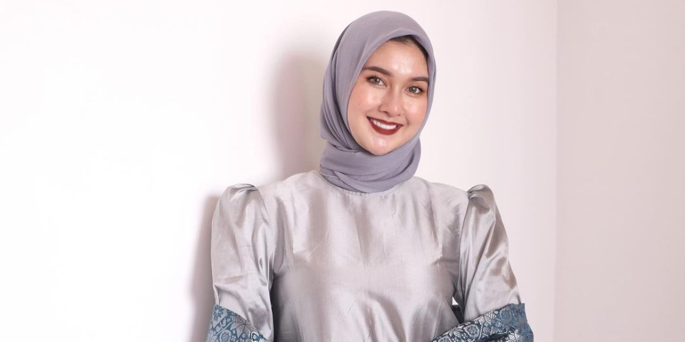 Potret Putri Indonesia Kini Mantap Berhijab