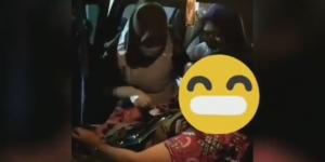 Viral Video Wanita Melahirkan di Dalam Taksi Online