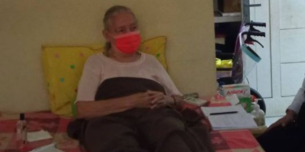 Oma Koesno, Istri Ajudan Bung Karno Jalani Masa Senja dengan Tulang Retak