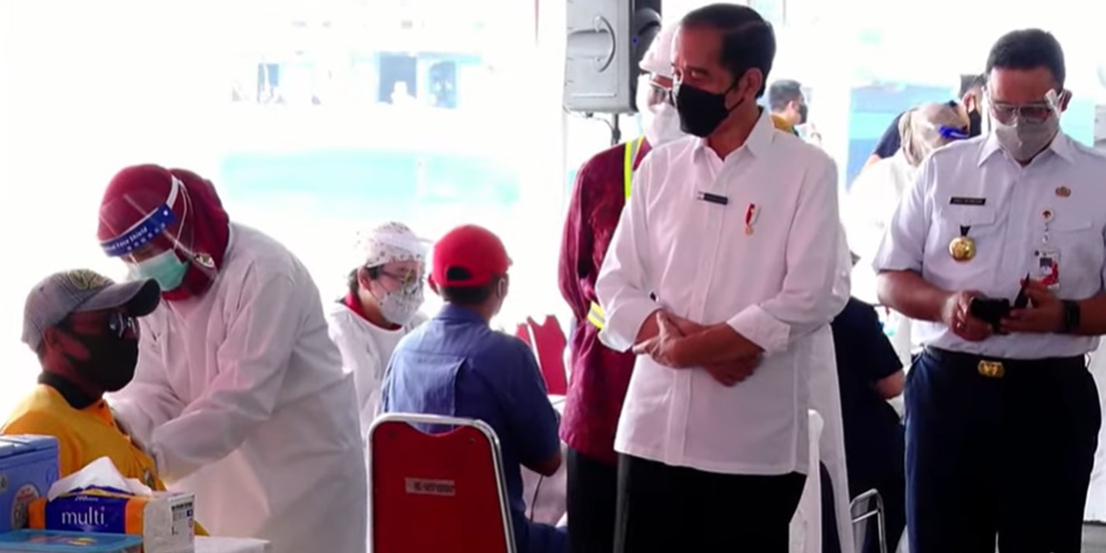 Lebih dari 1000 Orang di Pelabuhan Sunda Kelapa Ikuti Vaksinasi Massal