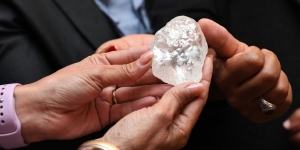 Perusahaan BUMN Temukan Berlian Terbesar Ketiga di Dunia  