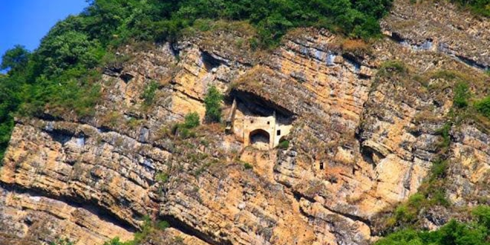 Menjelajah Parigala, Kastil Peri di Pegunungan Azerbaijan