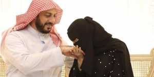 Alhamdulillah, Istri Almarhum Syekh Ali Jaber Melahirkan Bayi Perempuan