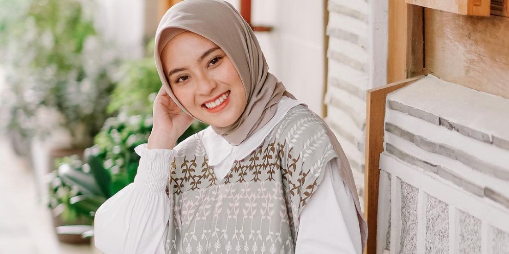 Mix & Match OOTD Bianca Kartika, Influencer Hijab di Korea Selatan