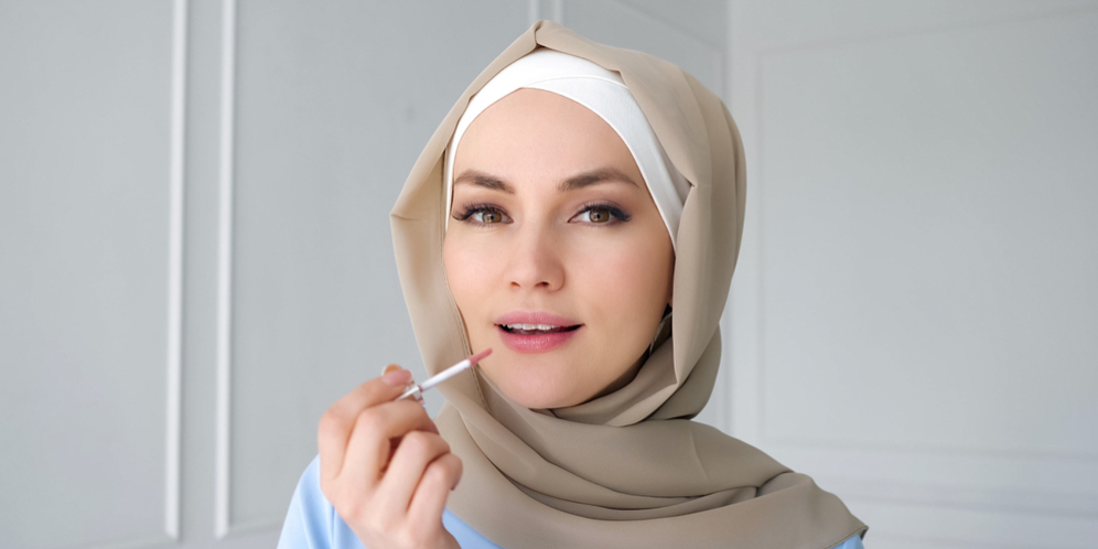 8 Tips Makeup Natural untuk Sambut Idul Adha