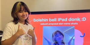 Putrinya Presentasi Minta iPad, Indra Brasco 'Ask The Audience'