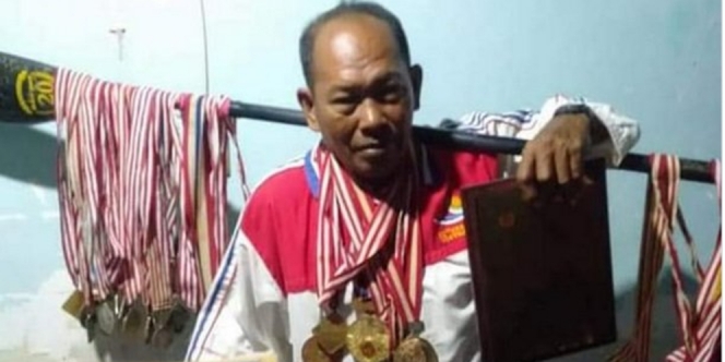 Viral Kisah Abdul Razak Mantan Atlet Dayung Peraih Emas Kini Menjadi Nelayan