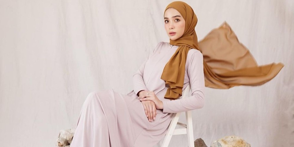 'Feminin Style' Hamidah Rachmayanti, Referensi Outfit Sehari-hari