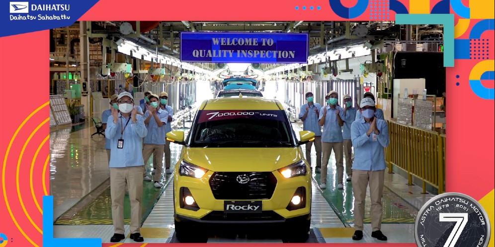 SUV Kuning Ini Jadi Mobil ke 7 Juta Daihatsu Setelah 43 Tahun Beroperasi