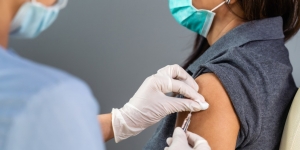 Status PPKM Daerah Lamban Vaksinasi Bisa Naik