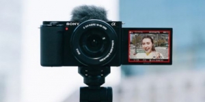 Harga Rp11 Jutaan, Intip Kelebihan Sony Alpha ZV-E10 Khusus Buat Vlogging