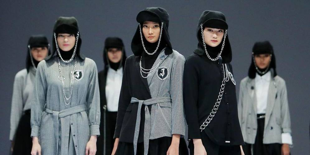 Jakarta Fashion Week 2022 Hadirkan Lebih dari 70 Karya Designer Secara Virtual