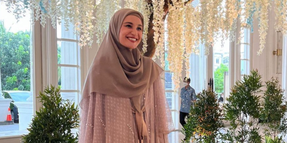 OOTD Kondangan Syar'i ala Shireen Sungkar