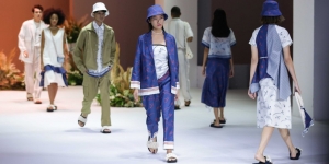 Bateeq Sulap Kain Batik Jadi Lebih Fashionable di JFW 2022