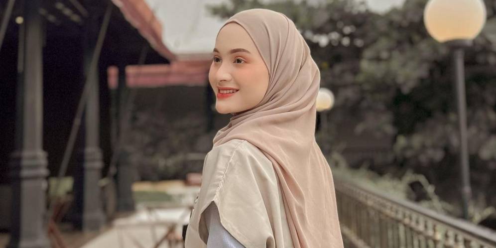 Cantiknya Sabrina Salsabila Selebgram yang Viral Menikah di Usia 16 Tahun, The Real Mama Muda