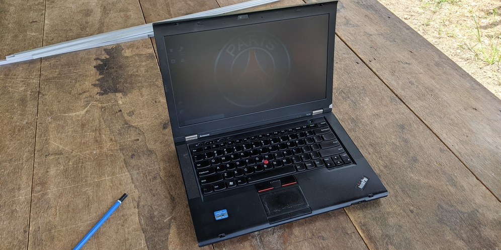 Laptop Lama Dibuang Sang Ibu, Pria Ini Kehilangan Harta Rp5,7 Triliun