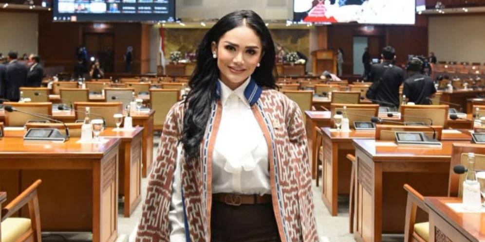 Cantik Paripurna! Potret Terbaru Krisdayanti Makin Singset