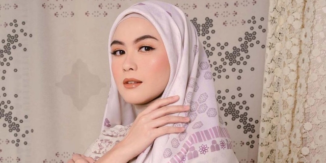 OOTD Hijab Kasual Revalina S Temat, Terlihat Seperti ABG