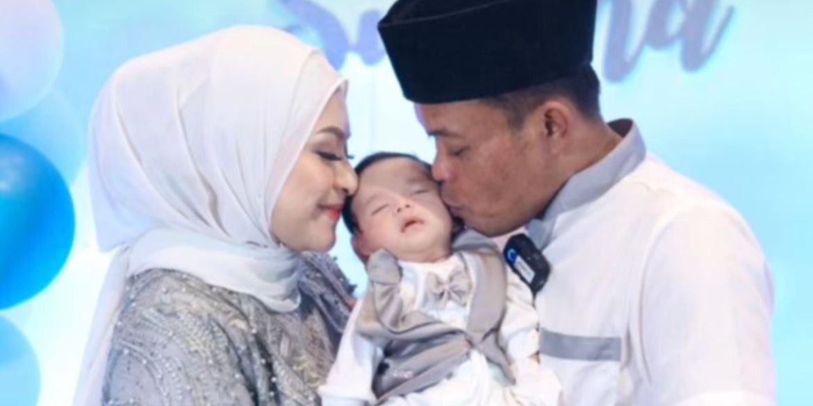 Cara Kocak Sule Buat Baby Adzam Tidak Rewel