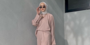 Inspirasi Outfit Hijab, Chic dan Simpel untuk Awal Pekan