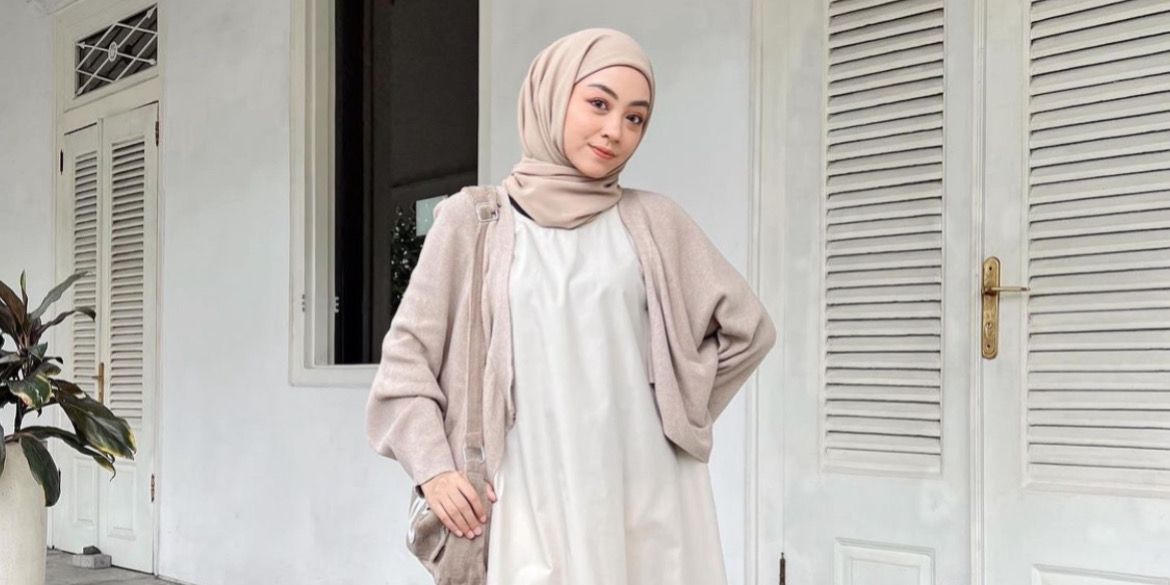 Ide Outfit Midi Dress, Bikin 'Look' Makin Feminim