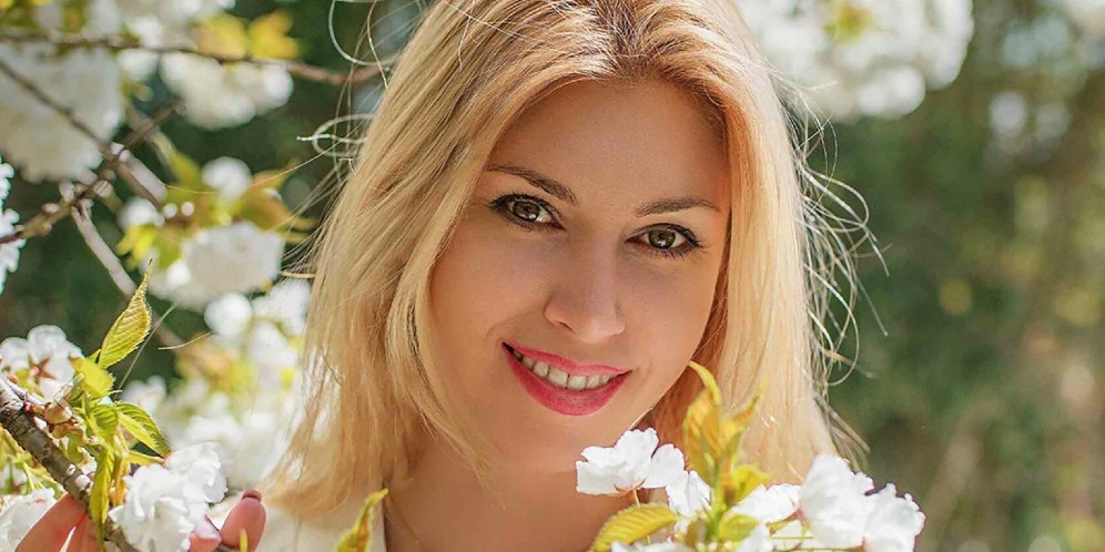 Derita Ratu Kecantikan Rusia Gagal Oplas, Wajah Tak Bisa Senyum dan Menutup Mata