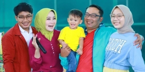 Kemeriahan Ulang Tahun ke-2 Putra Ridwan Kamil di Atas Bandros