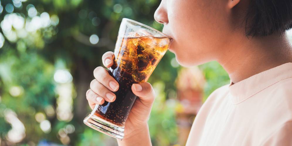 Mitos Minuman Soda Bisa Lancarkan Haid, Ketahui Faktanya