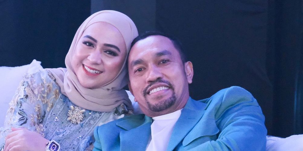 Cantik dan Keibuan, Intip Potret Feby Belinda Istri Ahmad Sahroni `Real Crazy Rich` Tanjung Priok