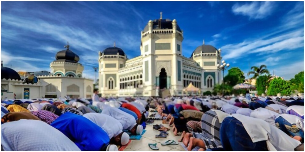 Hukum serta Tata Cara Sholat Idul Fitri dan Bacaannya yang Sesuai dengan Ajaran Islam