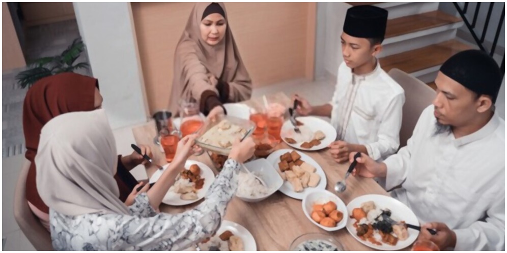 5 Makanan Sahur yang Dianjurkan Beserta Hukum Sahur dan Hikmahnya yang Perlu Diperhatikan