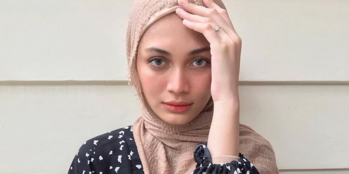 Potret Danisa Khairiyah Mantan Istri Tengku Tezi Kini Tampil Berhijab Photo Dream Co Id