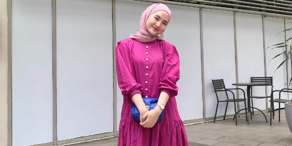 Trik Pakai Tunik Sebagai Outer