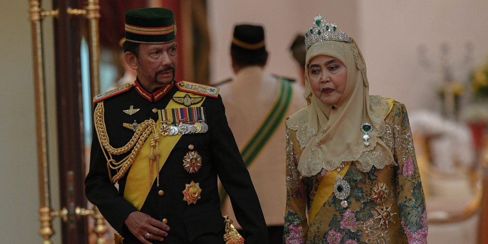 Punya Harta Rp402 Triliun, Begini Cara Sultan Brunei 'Hamburkan' Uangnya