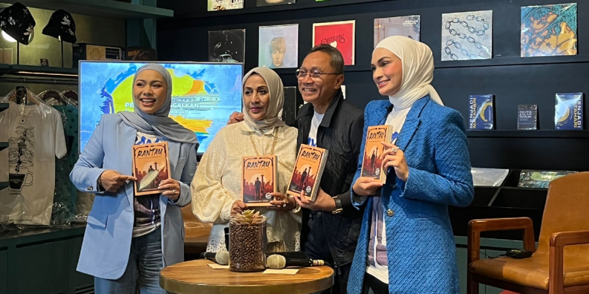 Dibikin Jadi Novel Oleh Kedua Putrinya, Zulkifli Hasan Berbekal Emas