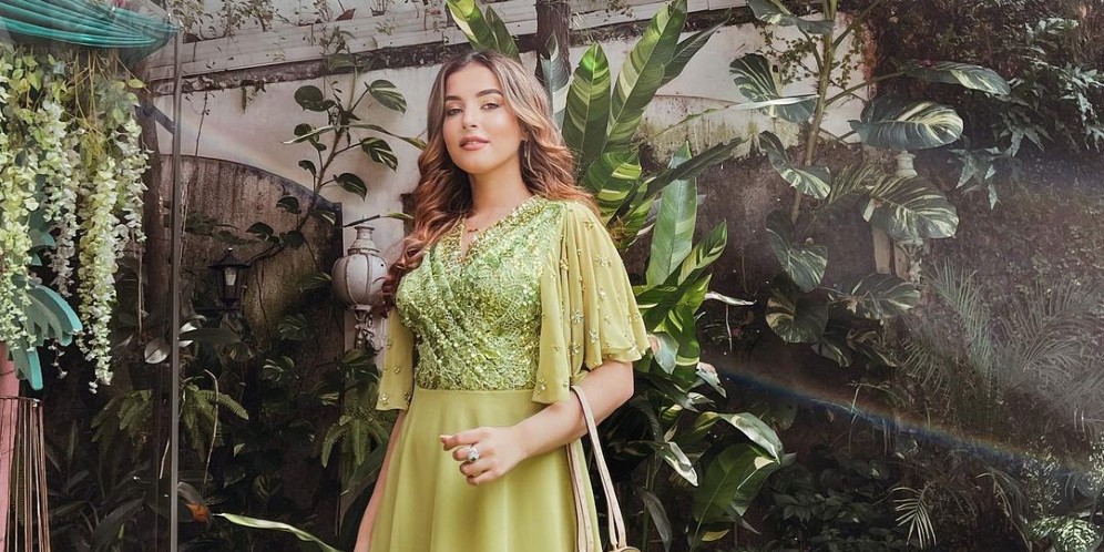 Intip Outfit Tasya Farasya di Hari Raya, Harga Tas dan Sepatunya Langsung Bikin Ginjal Warganet Bergetar