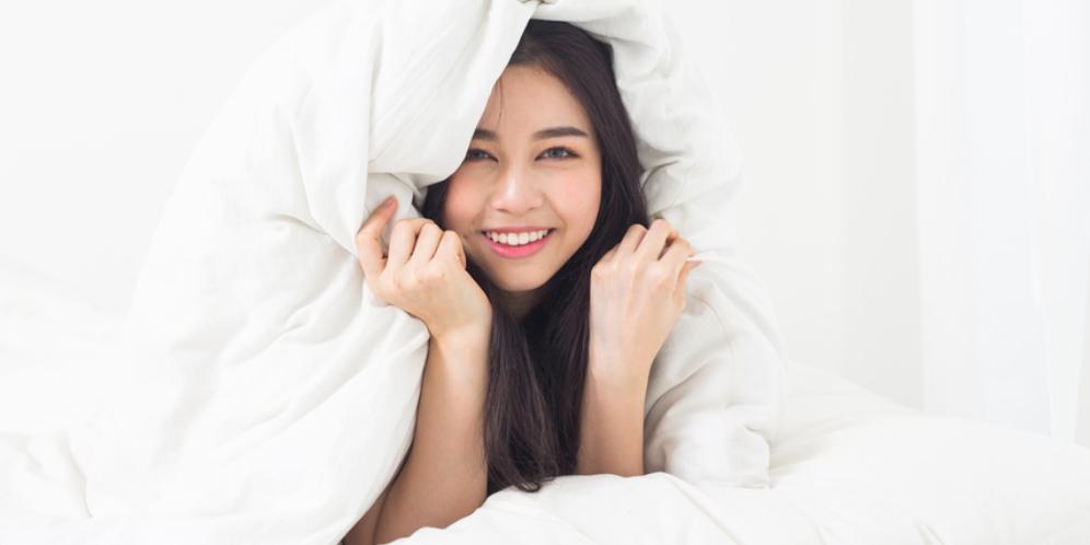 Cara Menjaga Kesehatan Rambut Panjang Saat Tidur