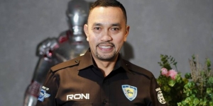 8 Potret Lawas Ahmad Sahroni, Dulu Tukang Semir Sepatu Kini Jadi Crazy Rich Tanjung Priok!