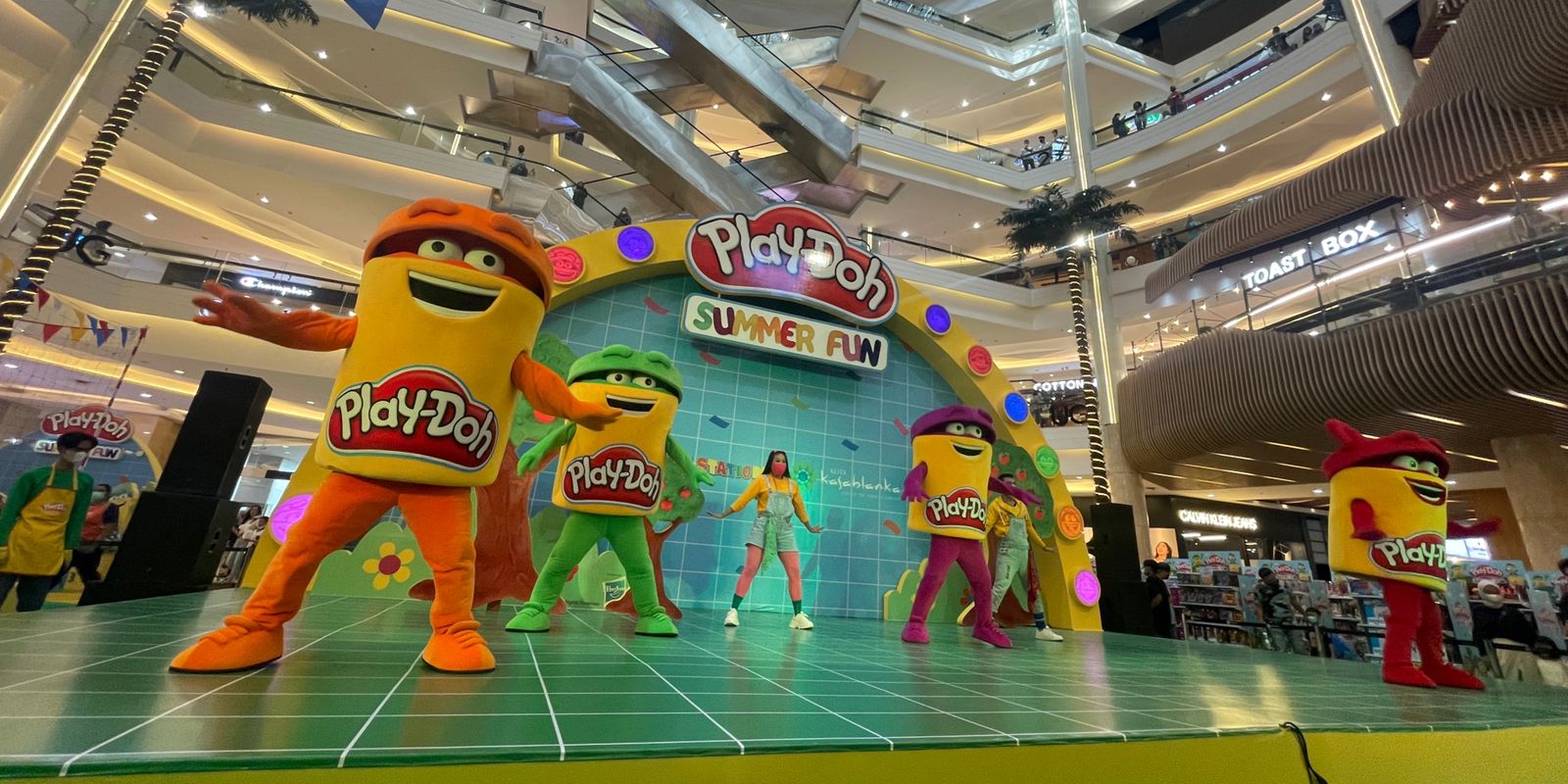 Ajak Anak Belajar dan Bermain di Play-Doh Summer Fun