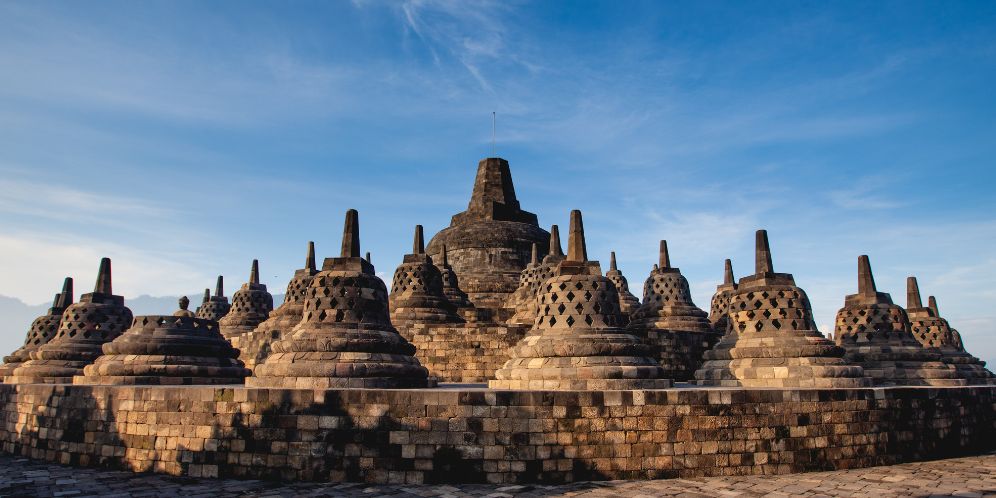 Tiket Candi Borobudur Rp750 Ribu Batal, Pengunjung Wajib Pakai Alas Kaki Khusus