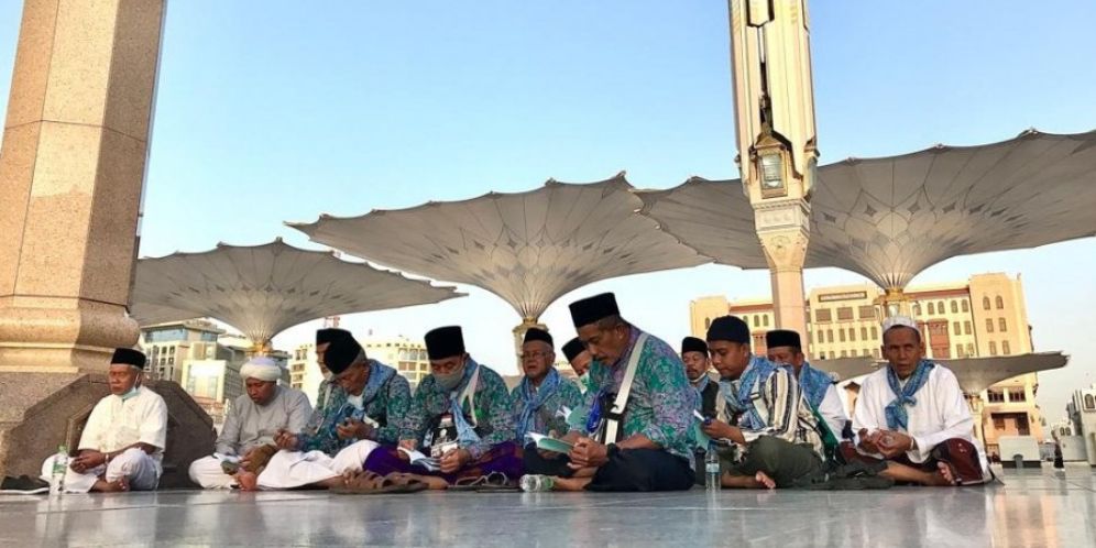 Jemaah Haji Bekasi Nyaris Ditangkap karena Merokok di Masjid Nabawi, Ketahui 6 Larangan di Tanah Suci