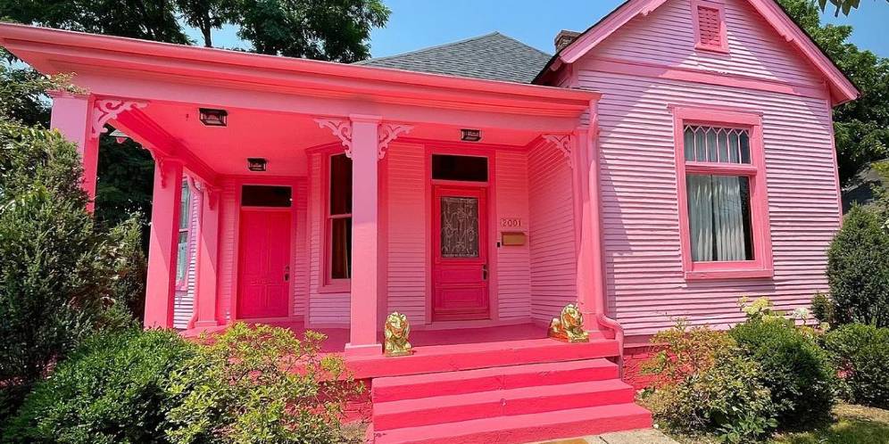 Barbiecore, Tren Berani yang Bikin Rumah Serba Pink Menyala
