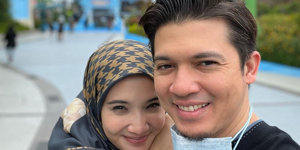 Kiky Saputri Lagi Cerita Cara Bikin Roasting, Zaskia Sungkar `Kebakaran` Disebut Rebut Irwansyah